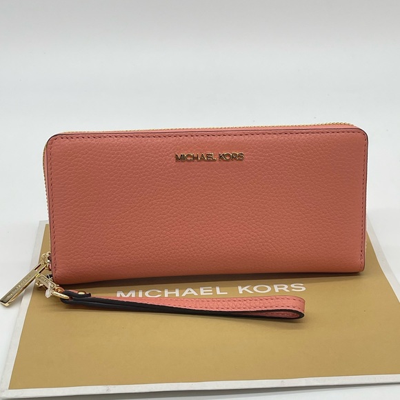 Michael Kors Large Continental Wallet Wristlet - Picture 1 of 7